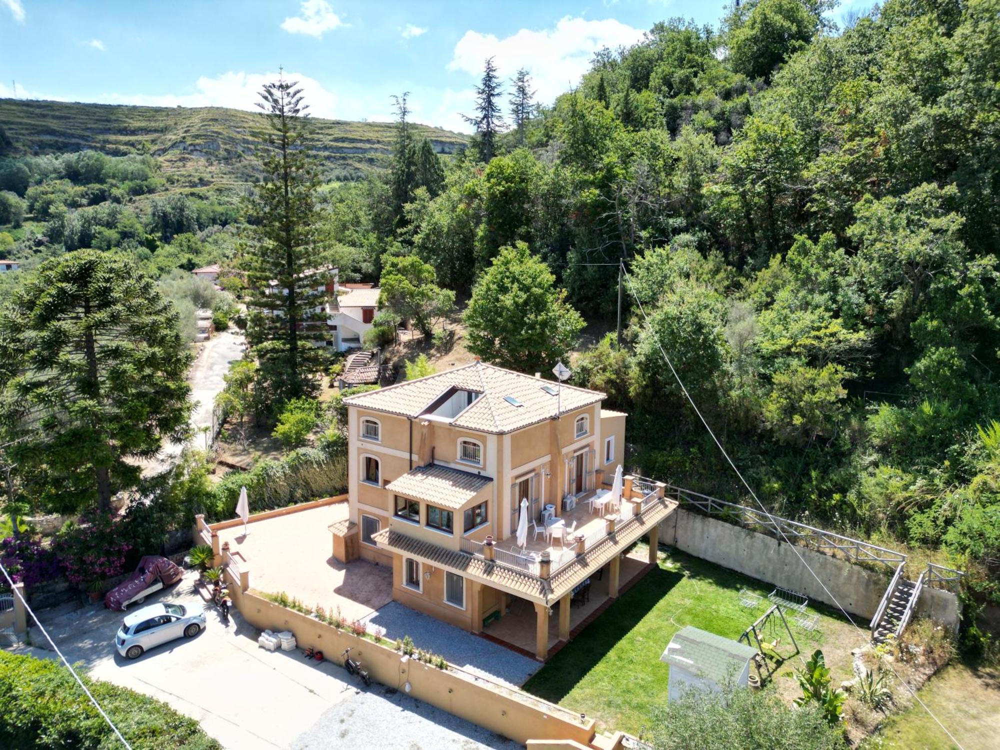 Villa Con Piscina Privata A 2 Kilometri Da Tropea Gasponi Exterior photo